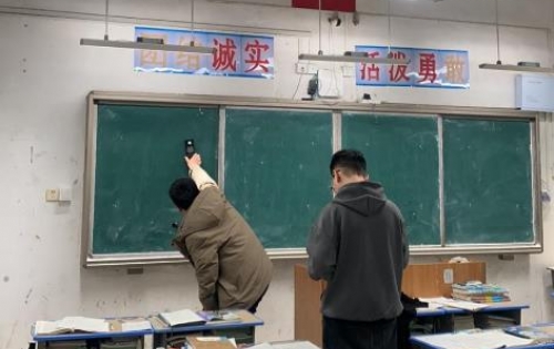 电力爱心教室公益项目完成5省10所学校教室照明改造