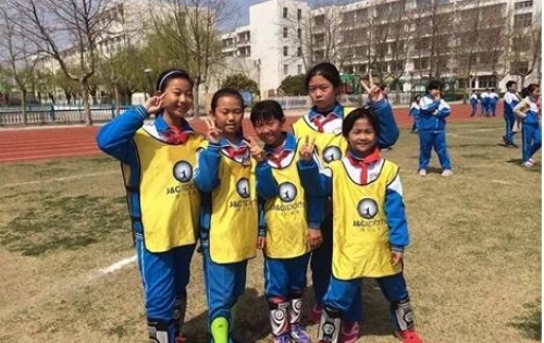 洪元硕校园足球园丁奖公2017年3月--8月 阶段性工作小结