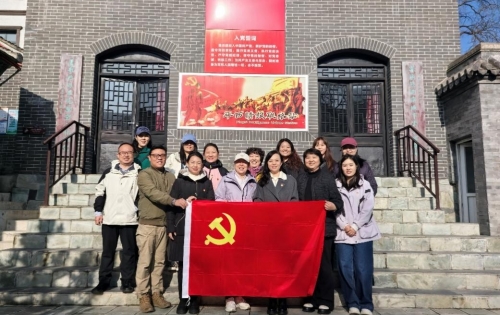 追寻红色足迹，感悟党性之光