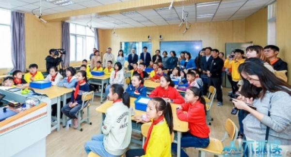 青少年科技素养提升计划